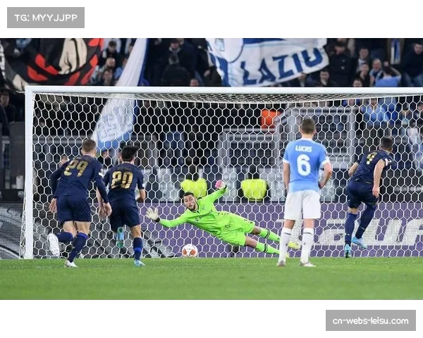 国际米兰vs拉齐奥：劳塔罗冲击射手榜，中场绞杀成关键